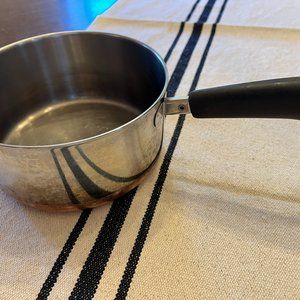 REVERE WARE 1801  2 QUART #84  COPPER  BOTTOM SAUCE PAN POT